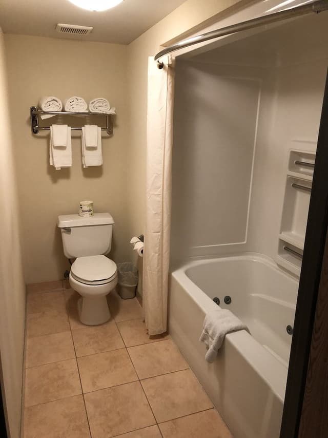 Standard Room, 2 Queen Beds, Non Smoking