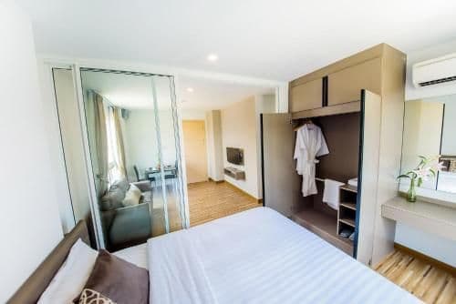 King Room with Mountain View
