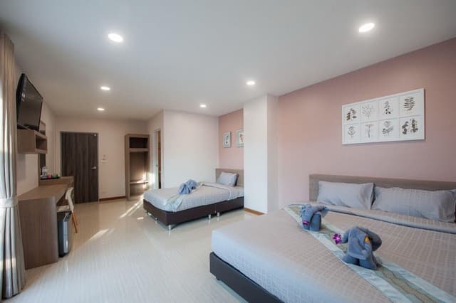 Premium Twin Room