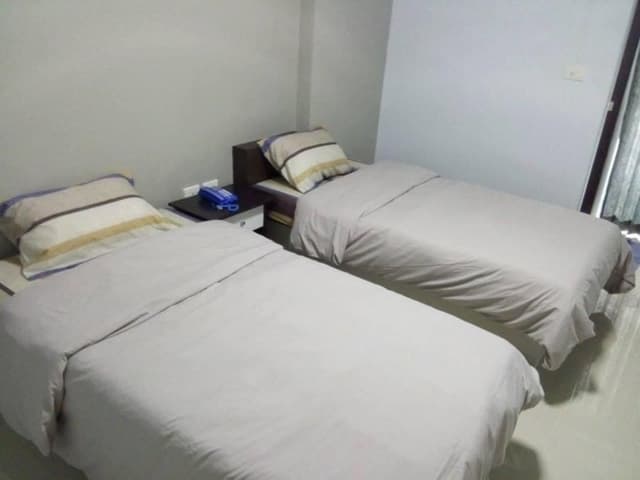 Standard Twin Bed