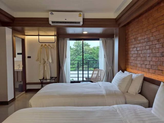 One Bedroom Suite Twin