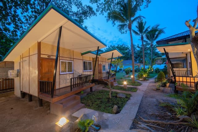 Deluxe Bungalow Double