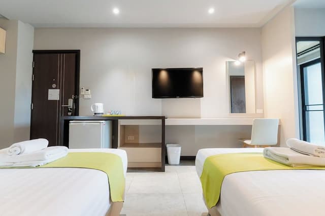 Standard Twin Room