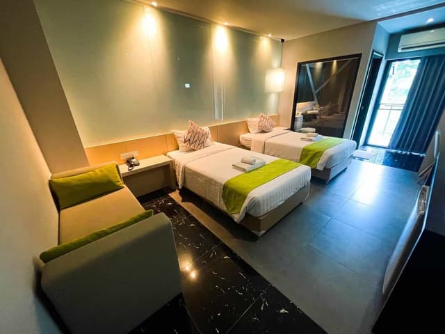 Studio Room