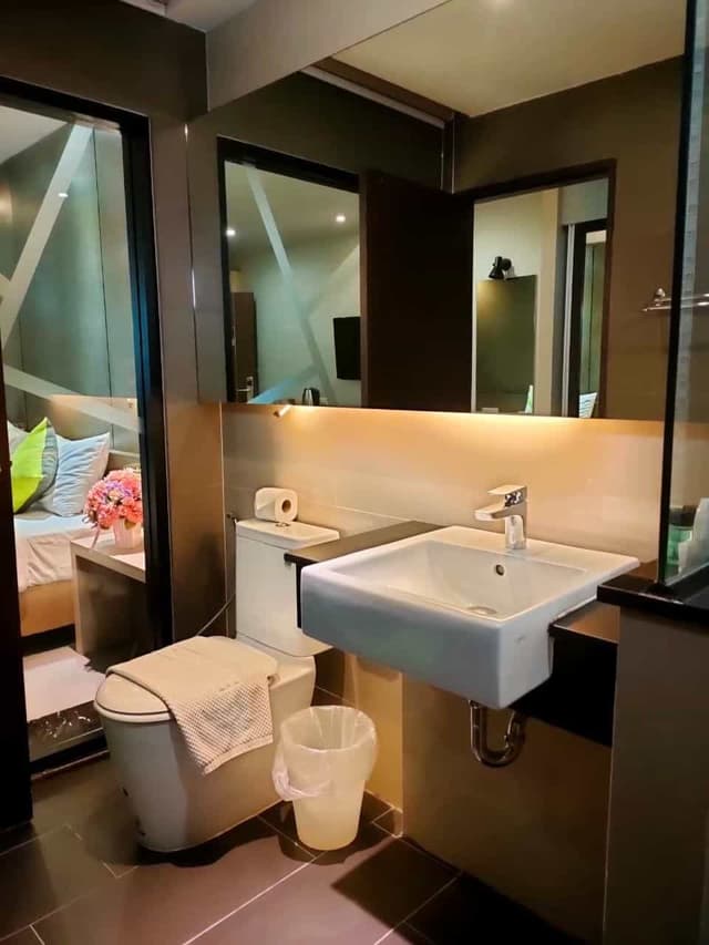 Studio Room