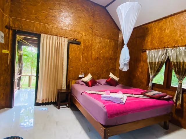 Private Deluxe Room