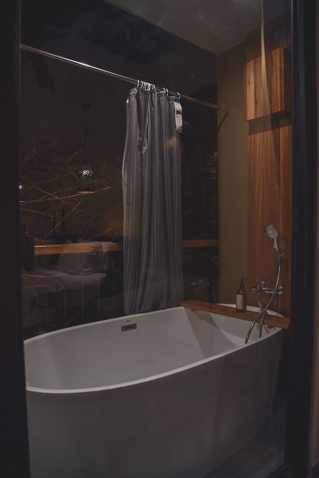 Deluxe Studio