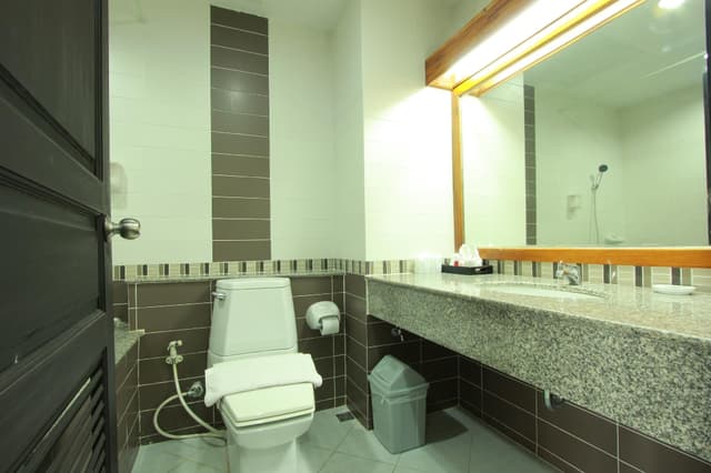 Standard King Room