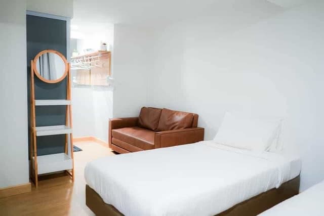 Twin Room with Bathroom