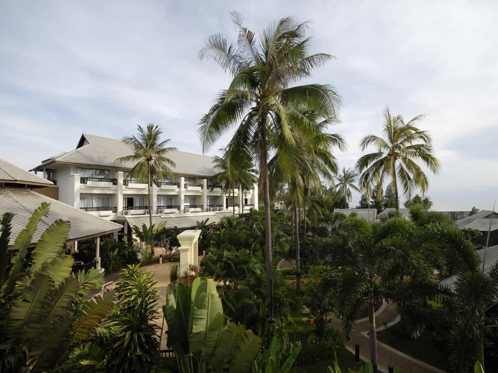Golden Pine Beach Resort Golden Pine Beach Resort