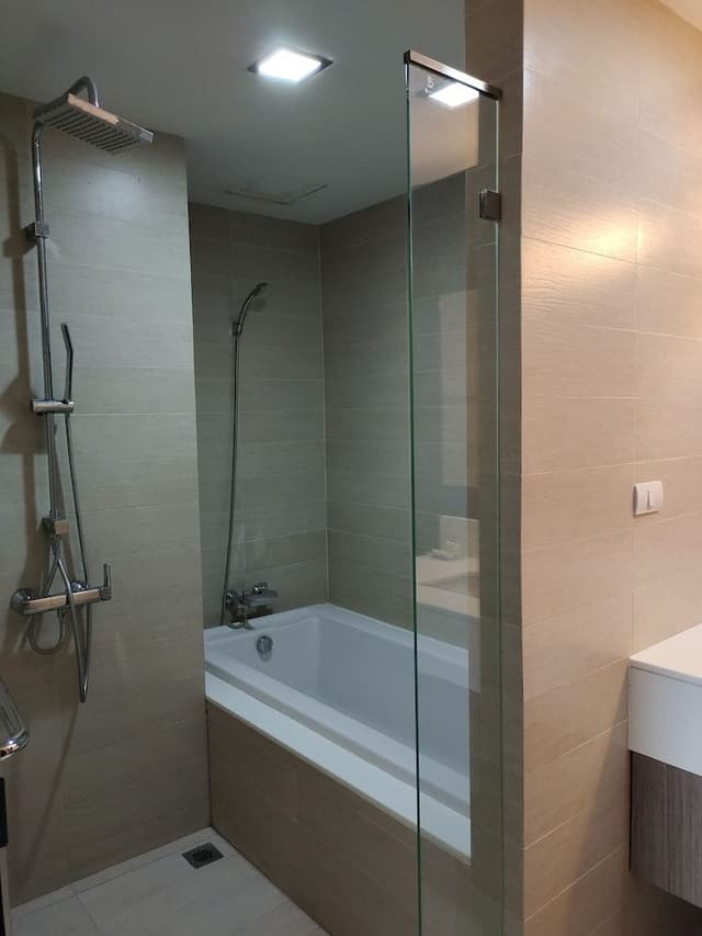 2 Bedroom
