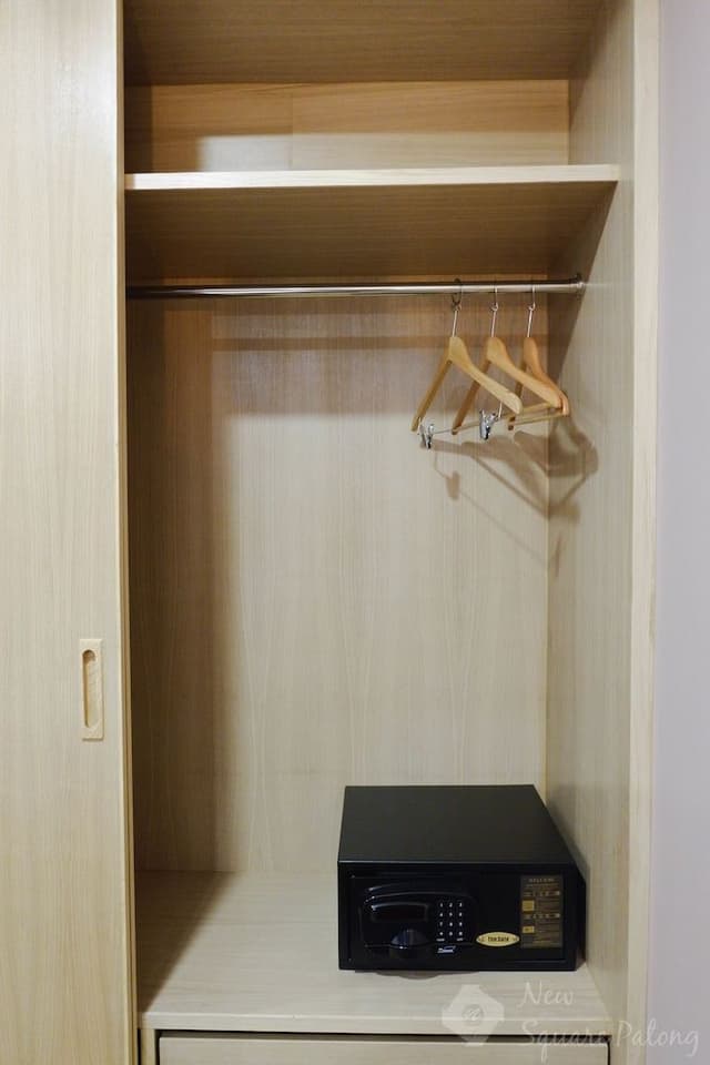 Deluxe King Bed Room