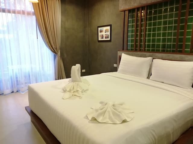 Superior Room, 1 King Bed