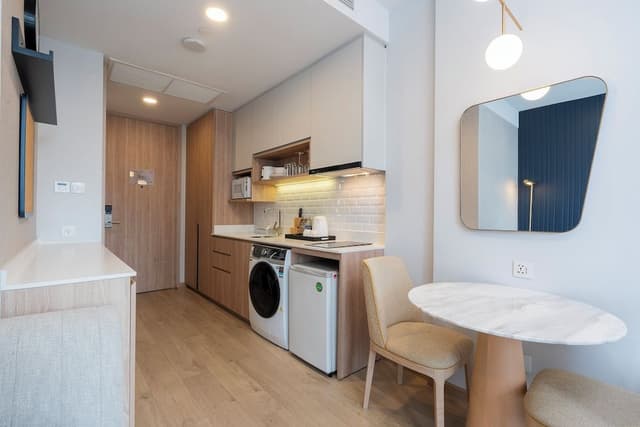 Studio Suite, Kitchen