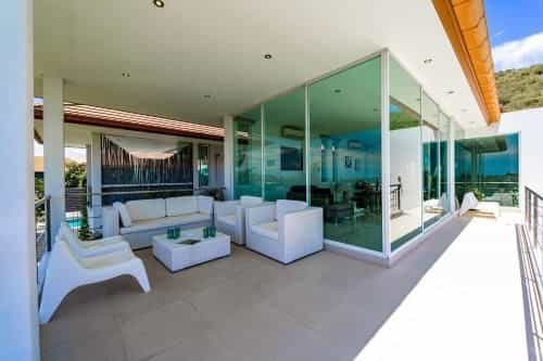 Phu Montra Villa with Ocean View Phu Montra Villa with Ocean View
