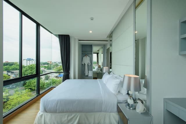 Parc President Suite