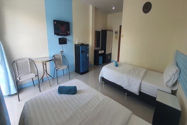 Standard Twin Room, Private Bathroom