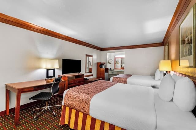 Room, 2 Queen Beds, Non Smoking