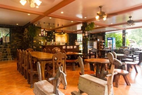 น้ำตกสาริกา รีโซเทล (Namtok Sarika Resotel)3
