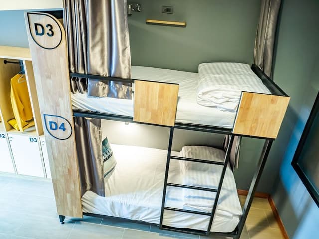 Mixed Dormitory Room