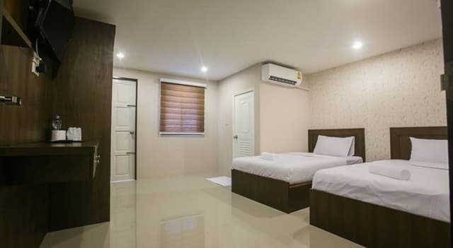 Twin Room with Balcony