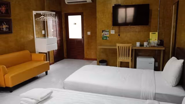 Standard Twin Room