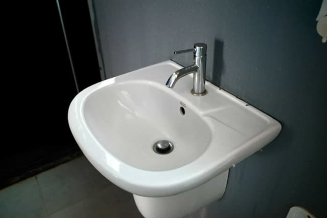 Standard Double Room with Shared Bathroom