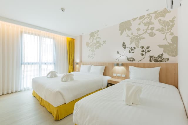Economy Triple Room