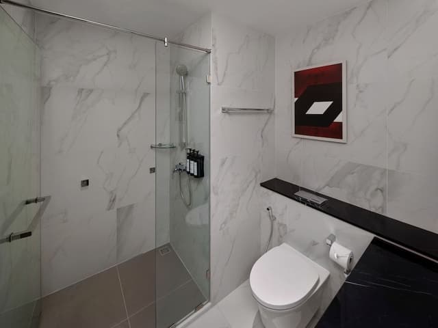 Suite, 2 Bedrooms, Corner