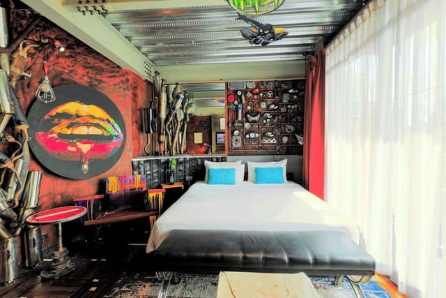 Experience Room