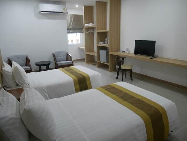 Deluxe Twin Room