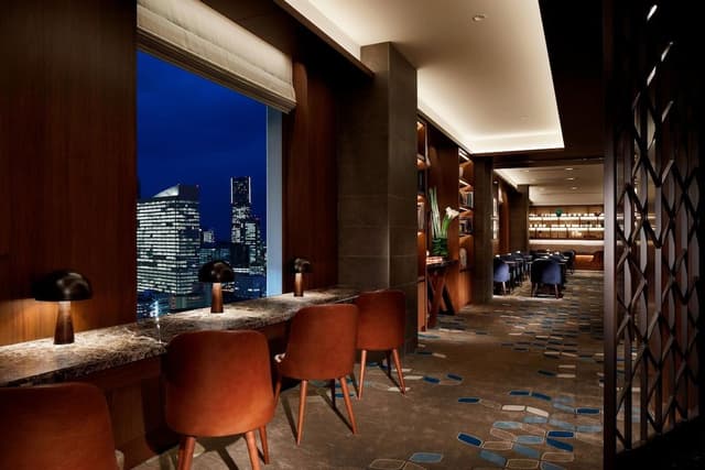 Club Room, 1 King Bed
