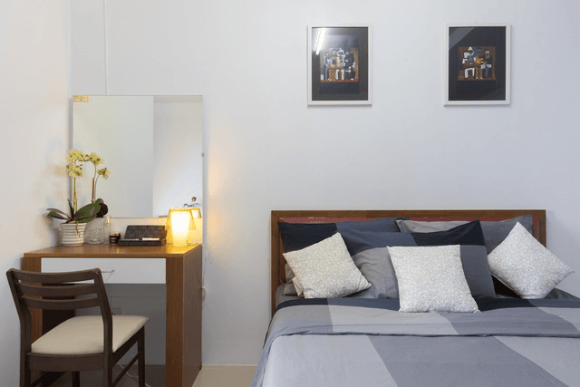 Standard Double bed