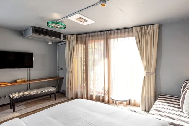 Superior Plus Room