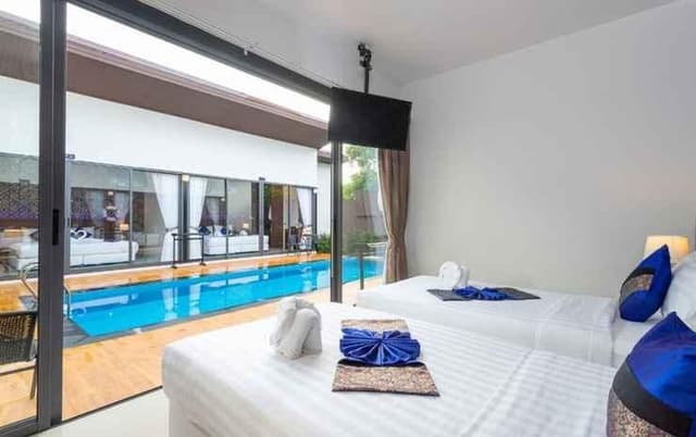 4 Bedrooms Villa - Private Pool