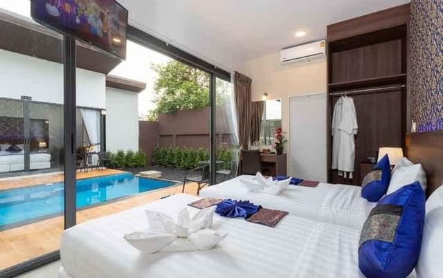4 Bedrooms Villa - Private Pool