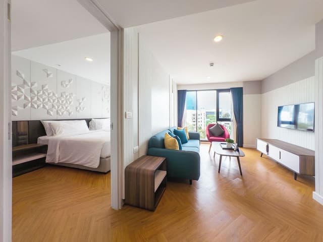 One Bedroom Junior