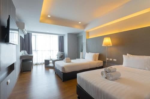 Deluxe Double or Twin Room