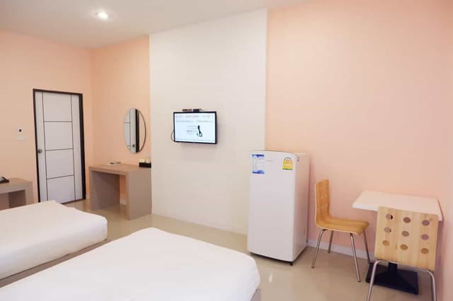 Sweet Twin Room
