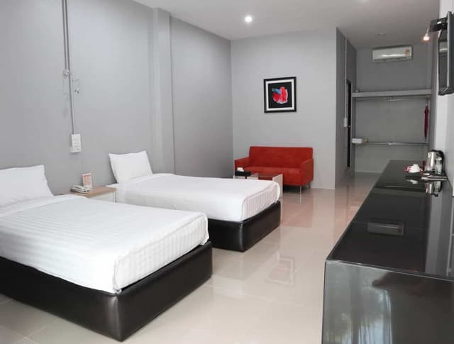 Standard Twin Room