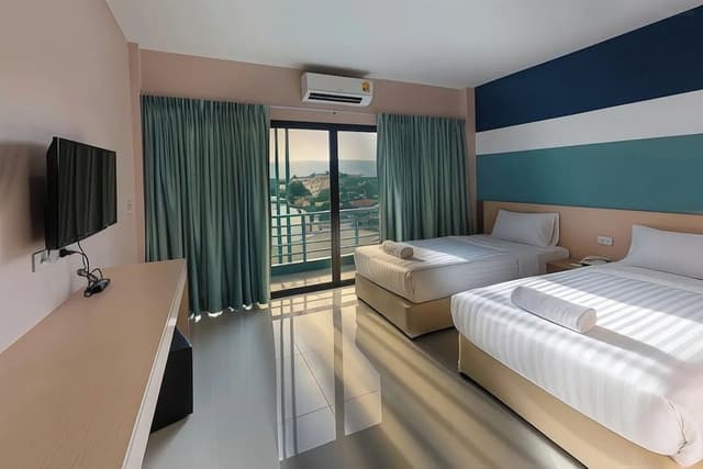 Deluxe Twin Room
