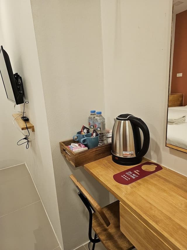 Standard Queen Room - Building 2