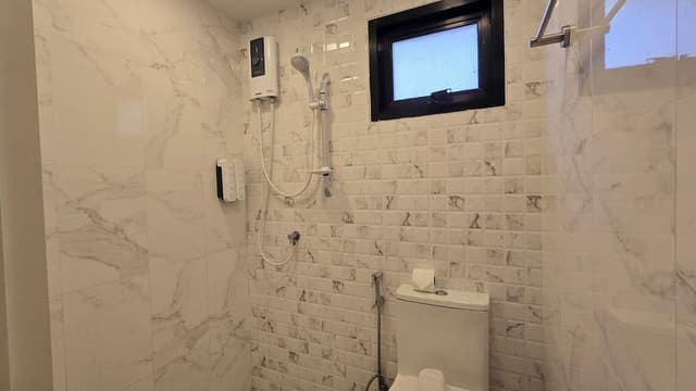 Superior Queen Room - Building 2