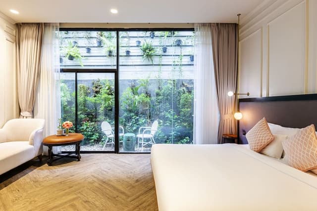 Deluxe Room, Garden View