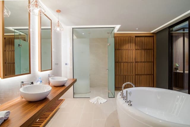 Private Pool Suite