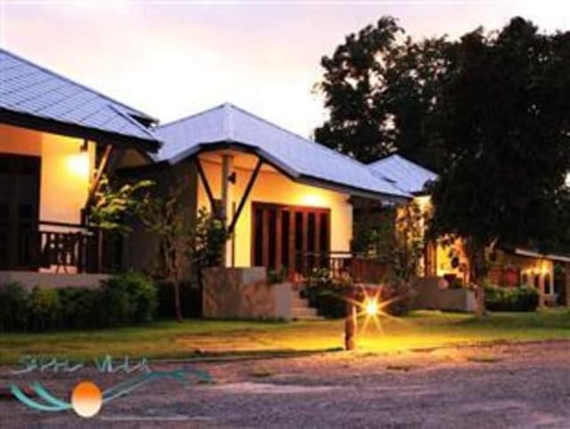 Deluxe Bungalow