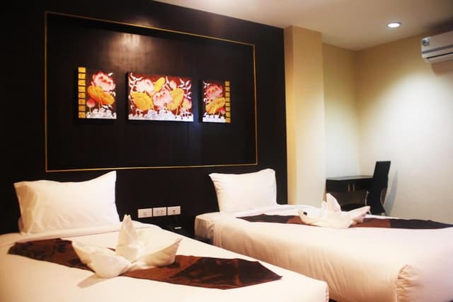 Deluxe Twin Room