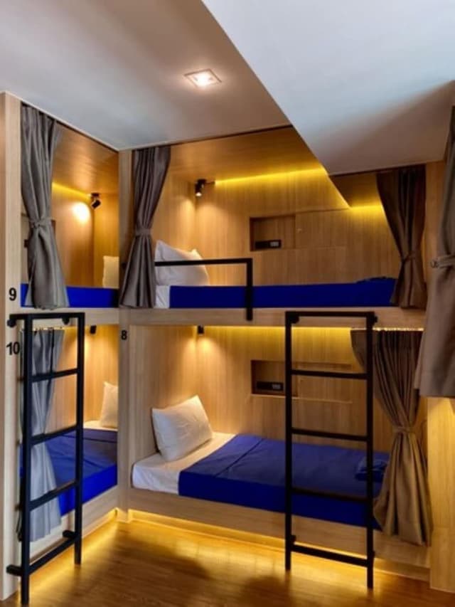 15-Bed Mixed Dormitory