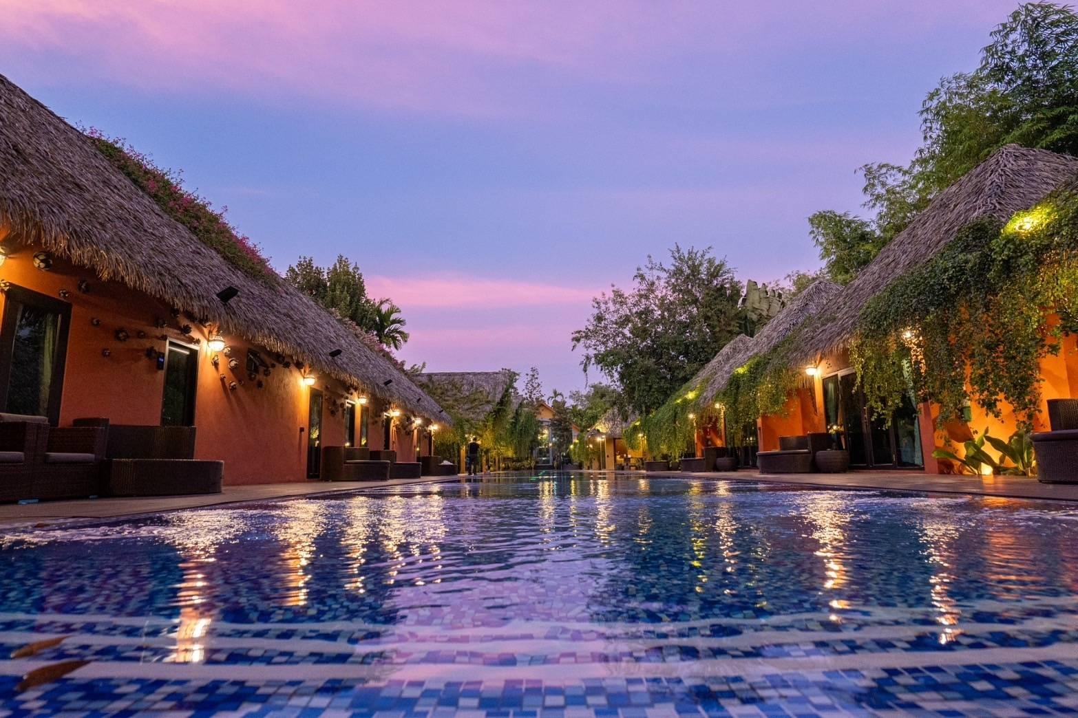 คุ้มดำเนิน รีสอร์ต (Khum Damnoen Resort)1