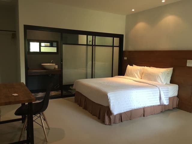 Deluxe Double Room Single Use, 1 Bedroom, Accessible, Garden Area